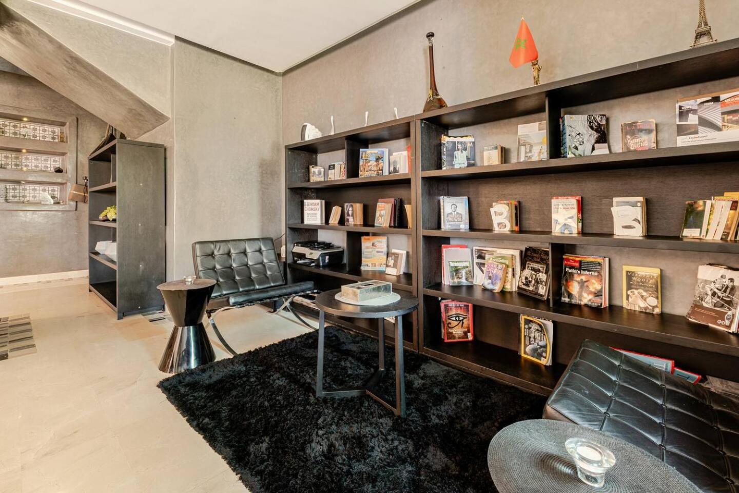 Villa Escape To Luxury: 4 Bedroom On Golf Course